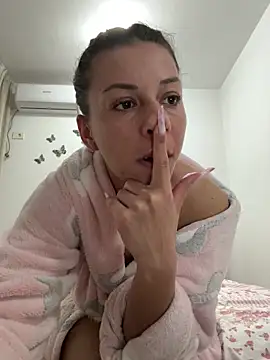 EdaQueen online show from 04.02.26