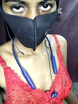 Snapshot of Thaper_Meera2 chatting on 11.13.25 Thaper Meera2 online show from 11.13.25