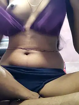 Snapshot of Thaper_Meera2 chatting on 04.23.26 Thaper Meera2 online show from 04.23.26