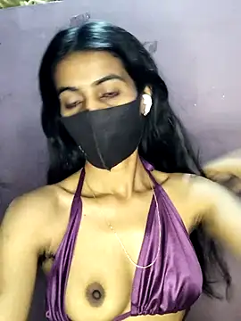 Snapshot of Thaper_Meera2 chatting on 04.24.26 Thaper Meera2 online show from 04.24.26