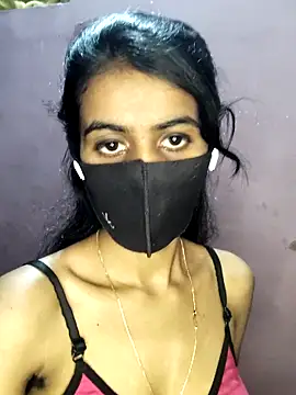 Snapshot of Thaper_Meera2 chatting on 04.24.26 Thaper Meera2 online show from 04.24.26