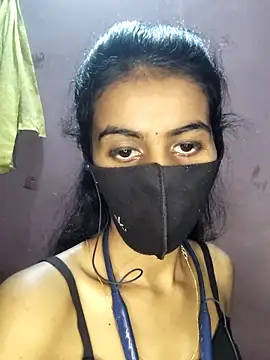 Snapshot of Thaper_Meera2 chatting on 04.30.26 Thaper Meera2 online show from 04.30.26