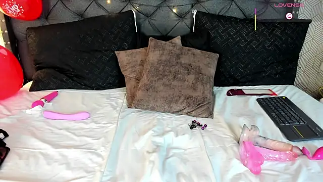 valentina  desire online show from 02.16.26