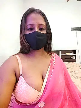 LoveLy-Soneya online show from 12.22.25