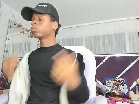 Santy bigcock 01 online show from 01.11.26