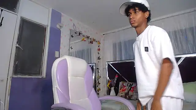 Santy bigcock 01 online show from 04.07.26