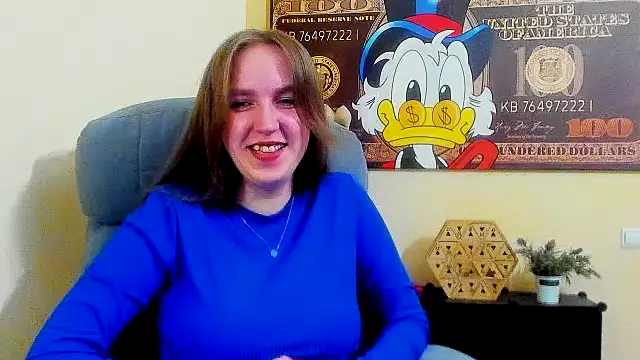 Snapshot of Nesie-Stoun chatting on 11.06.25 Nesie-Stoun online show from 11.06.25