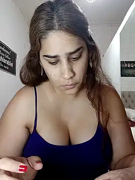 nahiarabiel33 online show from 03.18.26