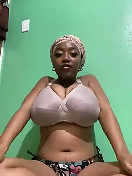 Snapshot of Barbiiannaa chatting on 11.29.25 Barbiiannaa online show from 11.29.25