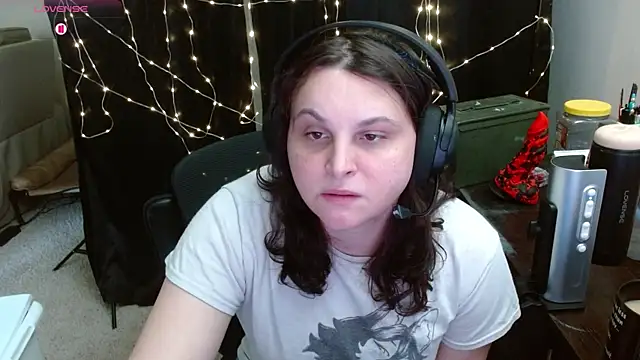 Salacious Sage online show from 04.11.26