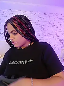 Snapshot of April_Kay chatting on 11.18.25 April Kay online show from 11.18.25