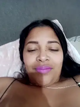 Snapshot of Luceroxxx7 chatting on 11.16.25 Luceroxxx7 online show from 11.16.25