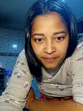 Snapshot of Luceroxxx7 chatting on 11.20.25 Luceroxxx7 online show from 11.20.25