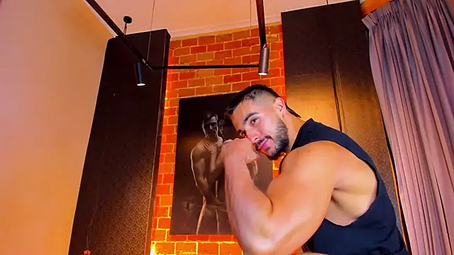 Scottfishcer1 online show from 12.05.25