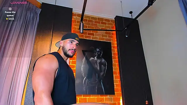 Scottfishcer1 online show from 01.10.26