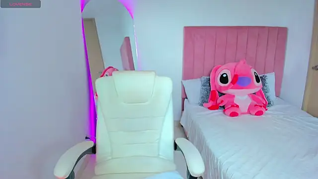 Janettcruz online show from 02.09.26