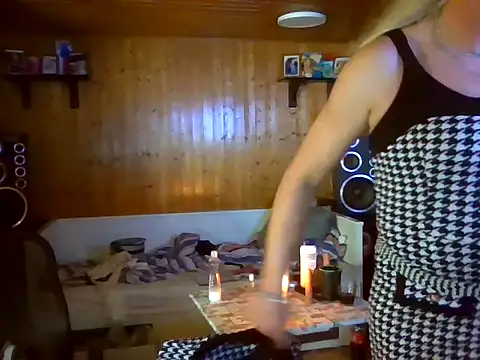 AgnesCross39 online show from 12.02.25