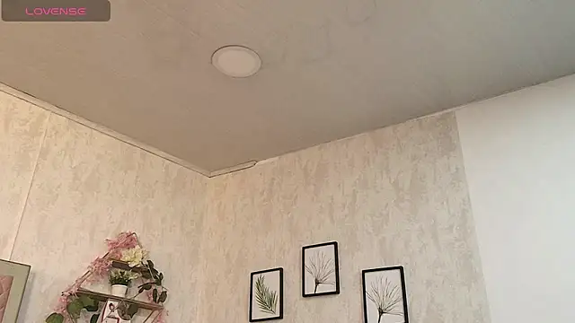 Madhison 5 online show from 02.21.26