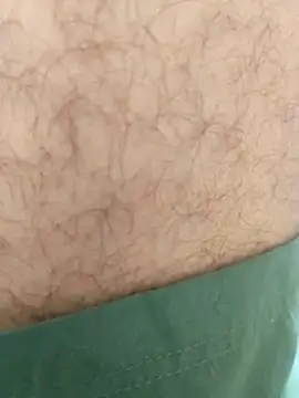 Snapshot of Azo3zgju chatting on 11.12.25 Azo3zgju online show from 11.12.25