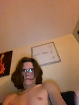 XxAdenxX online show from 05.15.26