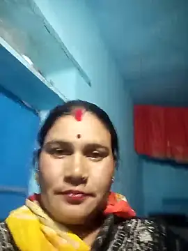 Snapshot of Chinki_pande chatting on 12.19.25 Chinki pande online show from 12.19.25