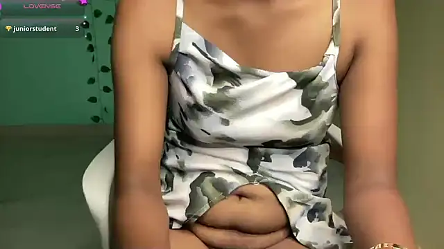 Snapshot of classy_kritii chatting on 05.03.26 classy kritii online show from 05.03.26