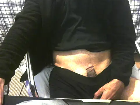 ellsaBunny online show from 11.18.25
