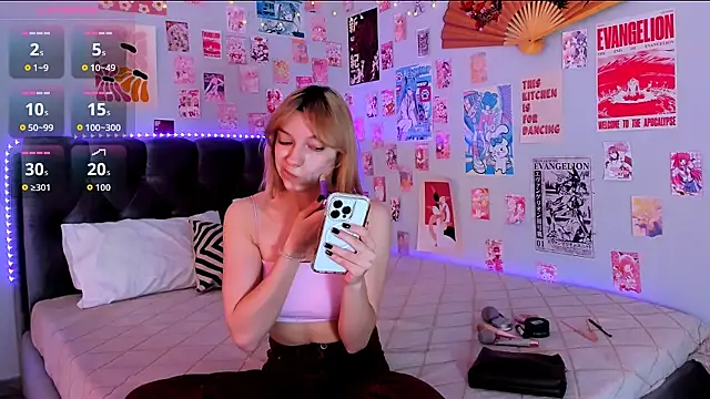 CindyMoriLove online show from 04.12.26