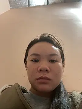 Snapshot of Dilen_7533 chatting on 11.18.25 Dilen 7533 online show from 11.18.25