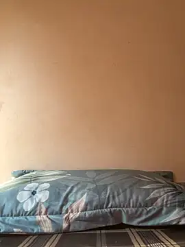 Snapshot of Dilen_7533 chatting on 11.21.25 Dilen 7533 online show from 11.21.25