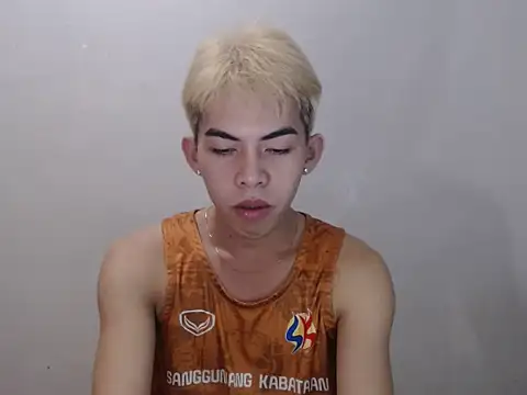 Urhotsilverboy online show from 05.29.26