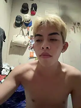 Urhotsilverboy online show from 06.05.26