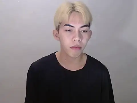 Urhotsilverboy online show from 06.07.26