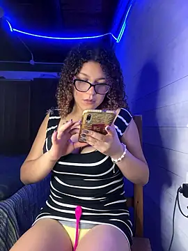 Lolavenezia online show from 01.14.26