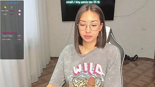 SofiaNour online show from 02.21.25