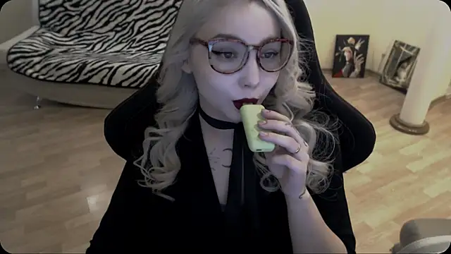 Snapshot of fromsun_forsoul777 chatting on 11.25.25 fromsun forsoul777 online show from 11.25.25