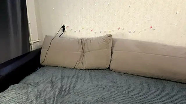 doublemuse online show from 11.05.25