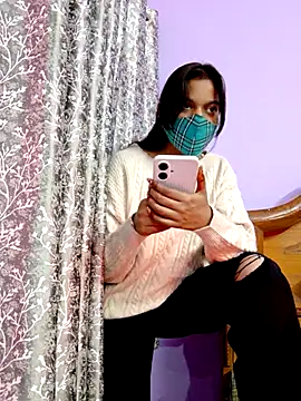 Snapshot of Student12th chatting on 11.27.25 Student12th online show from 11.27.25