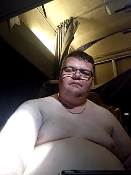 Snapshot of Grase44 chatting on 11.10.25 Grase44 online show from 11.10.25