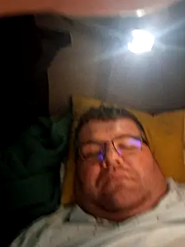 Snapshot of Grase44 chatting on 11.13.25 Grase44 online show from 11.13.25