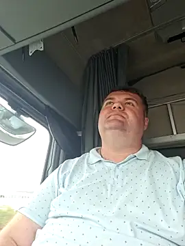 Snapshot of Grase44 chatting on 11.14.25 Grase44 online show from 11.14.25