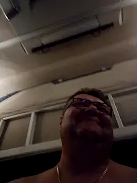 Snapshot of Grase44 chatting on 11.18.25 Grase44 online show from 11.18.25