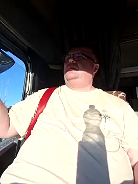 Snapshot of Grase44 chatting on 11.25.25 Grase44 online show from 11.25.25