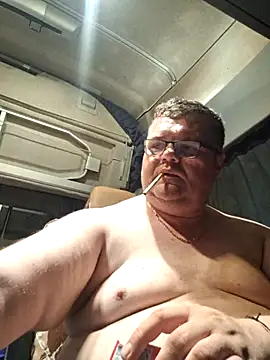 Snapshot of Grase44 chatting on 11.29.25 Grase44 online show from 11.29.25