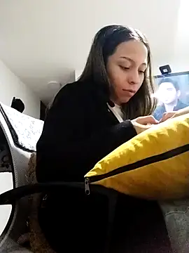 LuluuBerry online show from 12.19.25