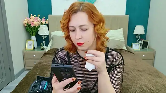 Evie Berret online show from 11.13.25