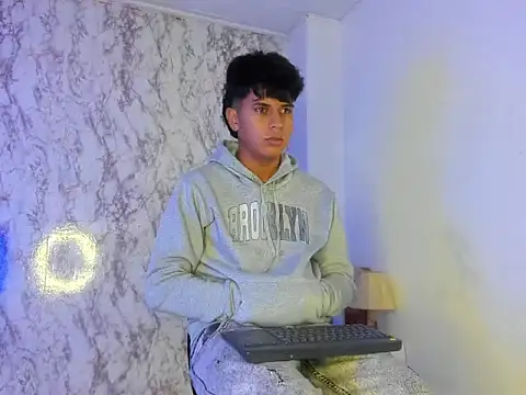 Valentino Lane online show from 02.10.26