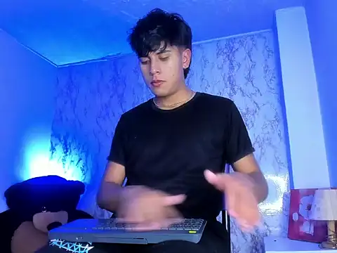 Valentino Lane online show from 02.14.26