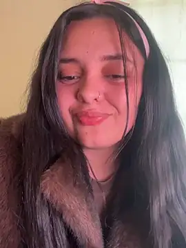 candicewest  online show from 04.04.26