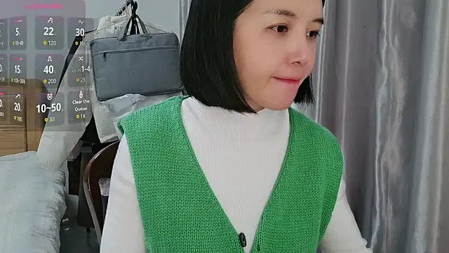 Snapshot of Wanwan61 chatting on 11.20.25 Wanwan61 online show from 11.20.25